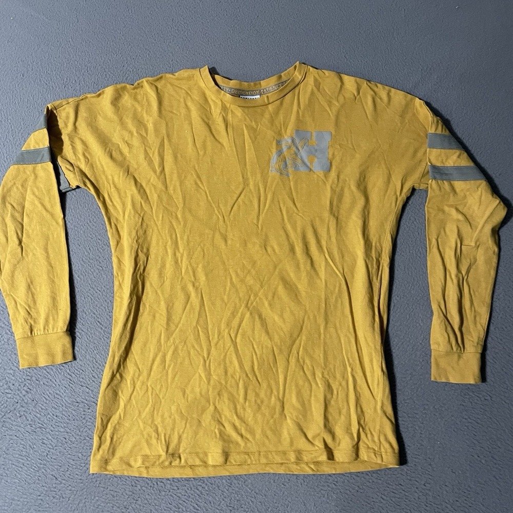 Box Lunch Harry Potter Hufflepuff Shirt Yellow Rugby Style Spirit Jersey Small